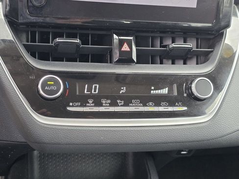 Used 2023 Toyota Corolla LE w/ LE Convenience Package image 16