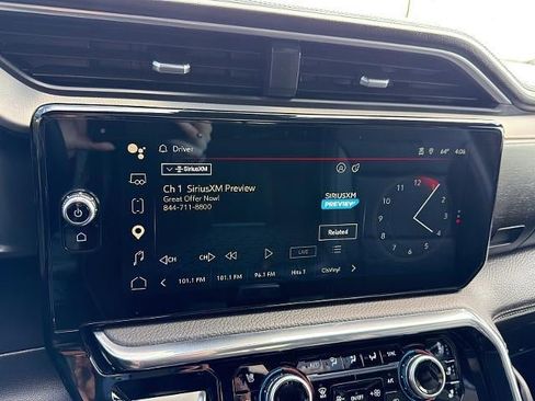 Used 2024 GMC Sierra 1500 Denali w/ Denali Reserve Package AWD/4WD image 38
