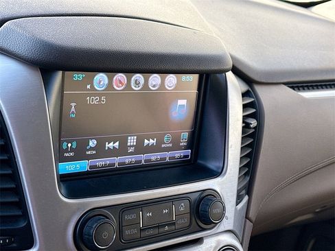 Used 2017 GMC Yukon XL SLT w/ Open Road Package image 4