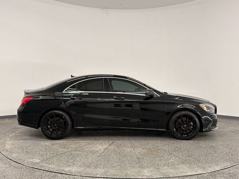 Used 2018 Mercedes-Benz CLA 250 image 7