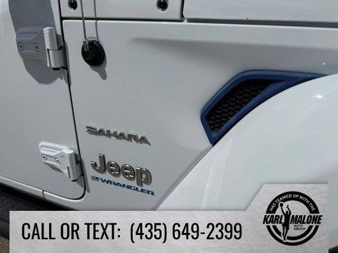 Used 2023 Jeep Wrangler Unlimited Sahara AWD/4WD image 11