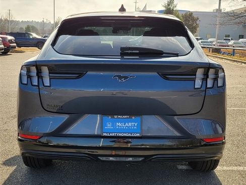 Used 2021 Ford Mustang Mach-E Premium image 6