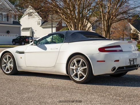 Used 2008 Aston Martin V8 Vantage Roadster 6-Speed image 18