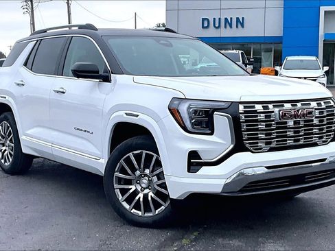 New 2026 GMC Terrain Denali AWD/4WD image 2