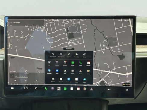 Used 2022 Tesla Model X AWD/4WD image 32
