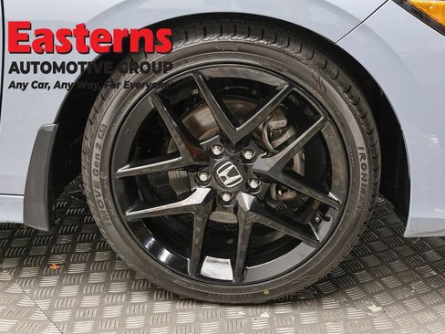 Used 2024 Honda Civic Sport image 29