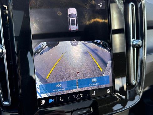 Certified 2023 Volvo XC40 Recharge Plus w/ Protection Package Premier image 20