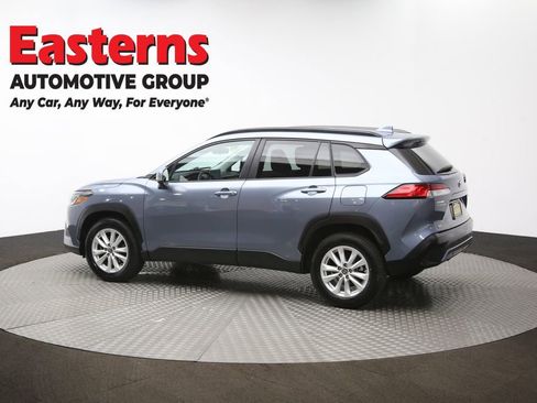 Used 2024 Toyota Corolla Cross LE image 59