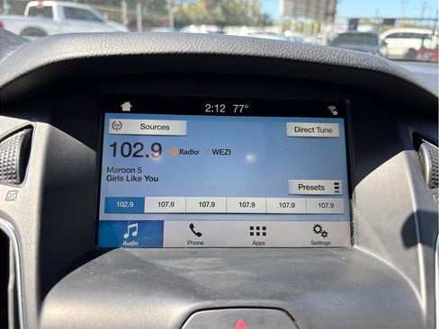 Used 2017 Ford Focus SEL image 22