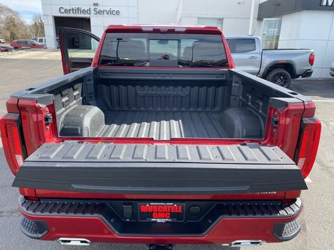 Used 2024 GMC Sierra 1500 Denali w/ Denali Reserve Package AWD/4WD image 31