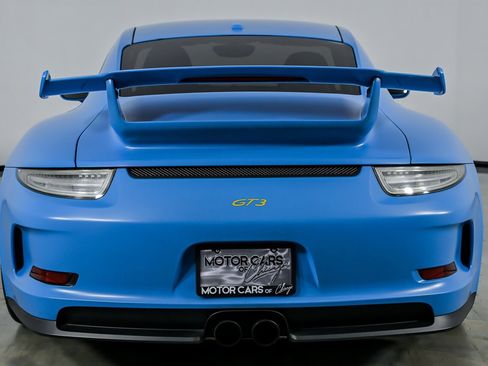 Used 2015 Porsche 911 GT3 RWD image 11