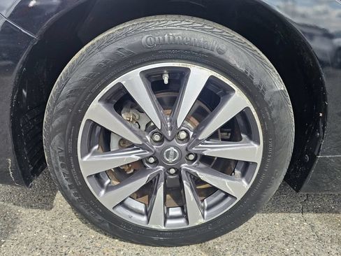 Used 2017 Nissan Altima 2.5 SV FWD image 13