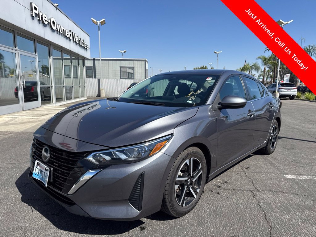 Used 2024 Nissan Sentra SV FWD image 1