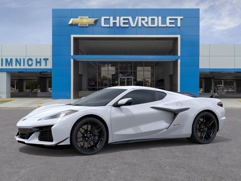 New 2026 Chevrolet Corvette Z06 w/ Z07 Performance Package RWD image 2