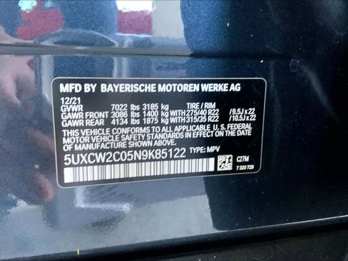 Used 2022 BMW X7 xDrive40i w/ M Sport Package image 32