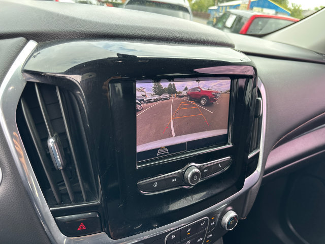 Used 2020 Chevrolet Traverse LS AWD/4WD image 22