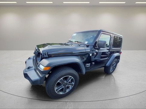Used 2020 Jeep Wrangler Sport AWD/4WD image 2