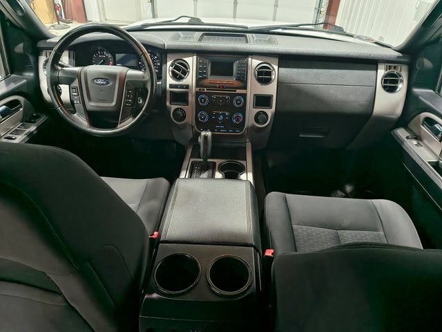 Used 2017 Ford Expedition XLT AWD/4WD image 17