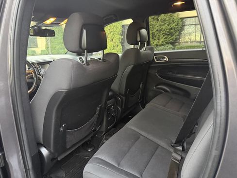 Used 2014 Jeep Grand Cherokee Laredo w/ Quick Order Package 23E image 23