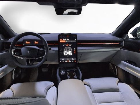 Used 2025 Polestar Polestar 3 image 11