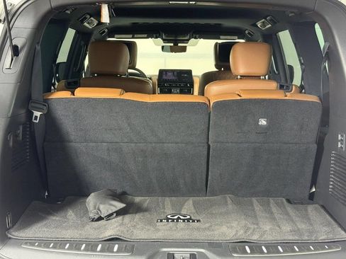 Used 2023 INFINITI QX80 Sensory w/ Cargo Package AWD/4WD image 10