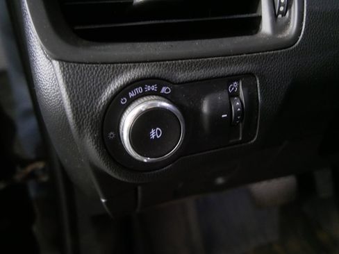 Used 2017 Buick Envision Essence AWD/4WD image 15