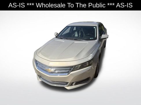 Used 2014 Chevrolet Impala LT w/ Convenience Package FWD image 3