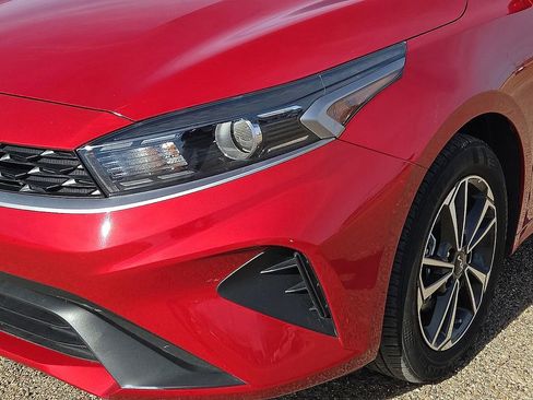 Used 2024 Kia Forte LXS image 10