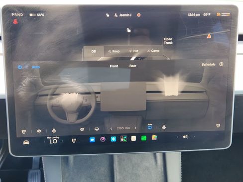 Used 2023 Tesla Model Y Long Range AWD/4WD image 16