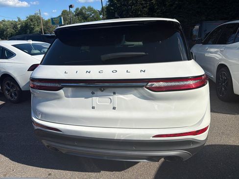 Used 2023 Lincoln Corsair AWD w/ Equipment Group 101A image 7