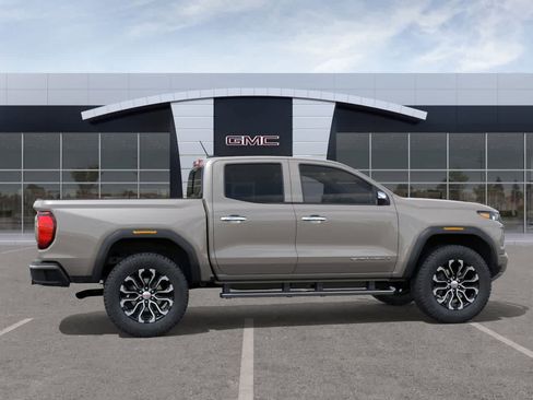 New 2026 GMC Canyon Denali image 5