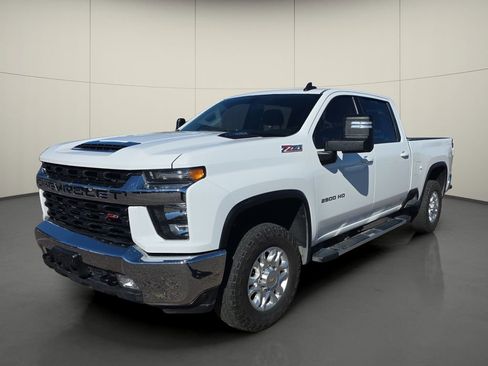 Used 2023 Chevrolet Silverado 2500 LT w/ Convenience Package image 4
