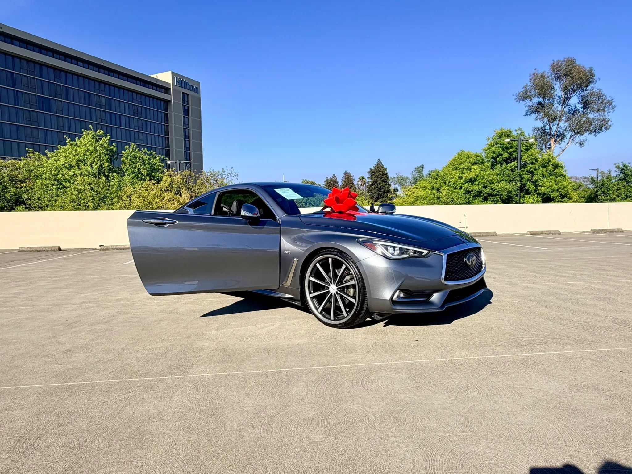 Used 2019 INFINITI Q60 3.0t w/ Cargo Package RWD image 48