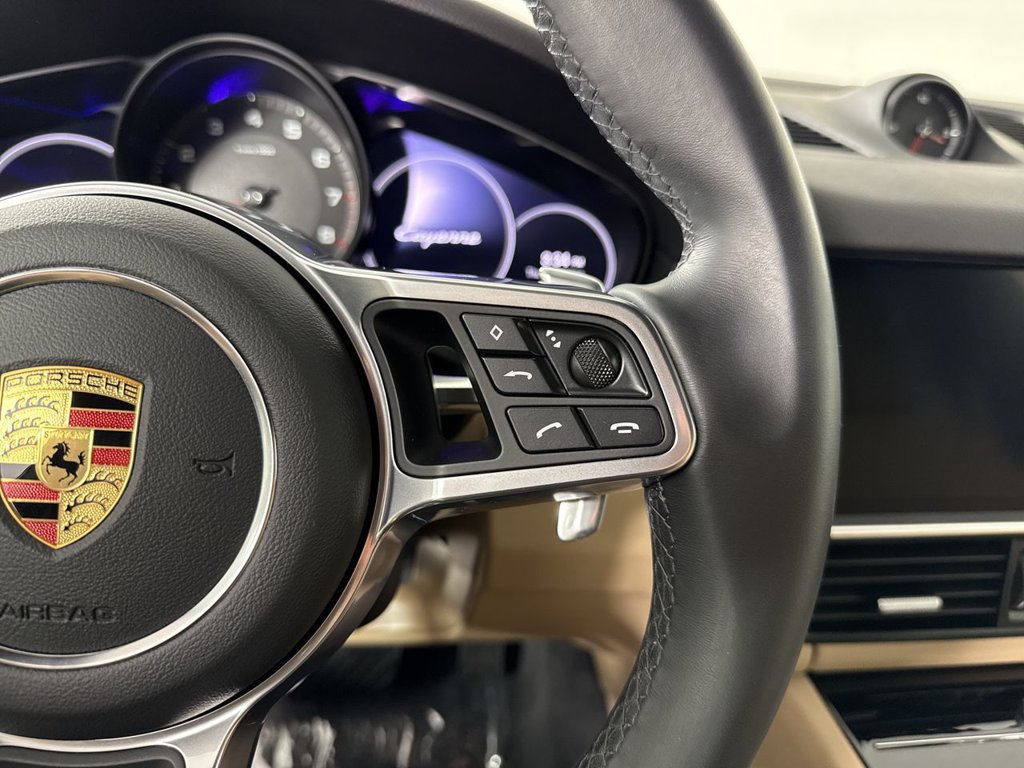 Certified 2023 Porsche Cayenne AWD/4WD image 39