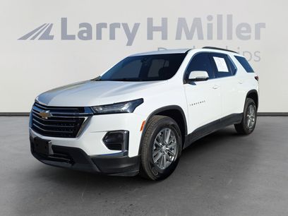 Used 2023 Chevrolet Traverse LT