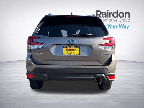 Used 2022 Subaru Forester Premium AWD/4WD image 6