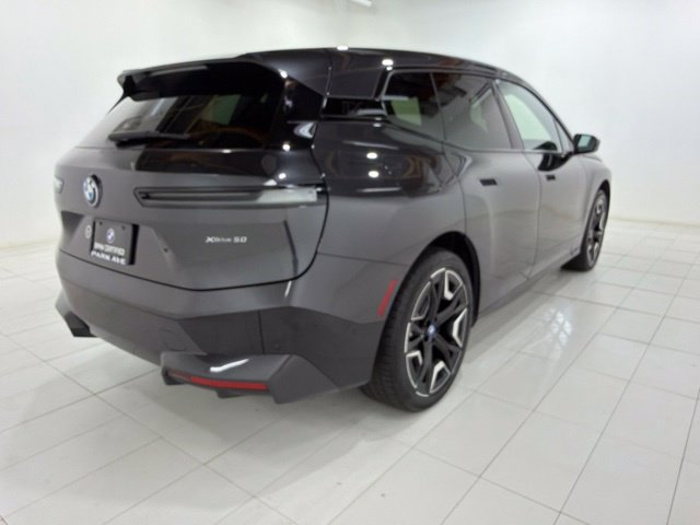 Certified 2024 BMW iX xDrive50 w/ Sport Package AWD/4WD image 5