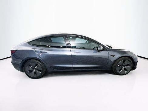 Used 2021 Tesla Model 3 Standard Range Plus image 10