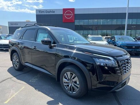 New 2026 Nissan Pathfinder SV w/ Cargo Package AWD/4WD image 3