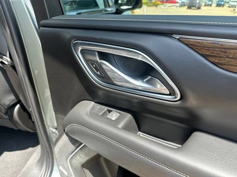 Used 2023 Chevrolet Tahoe Premier AWD/4WD image 20