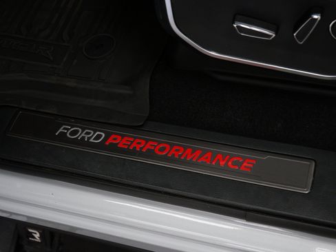 Used 2025 Ford F150 Raptor AWD/4WD image 39