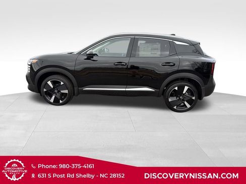 New 2026 Nissan Kicks SR w/ SR Premium Package FWD image 10