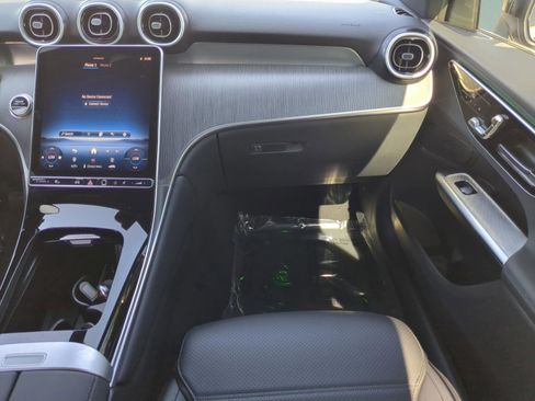 Certified 2025 Mercedes-Benz GLC 300 image 18