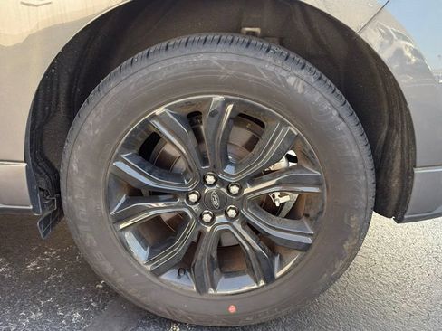 Used 2024 Ford Edge SE w/ Black Appearance Package AWD/4WD image 8