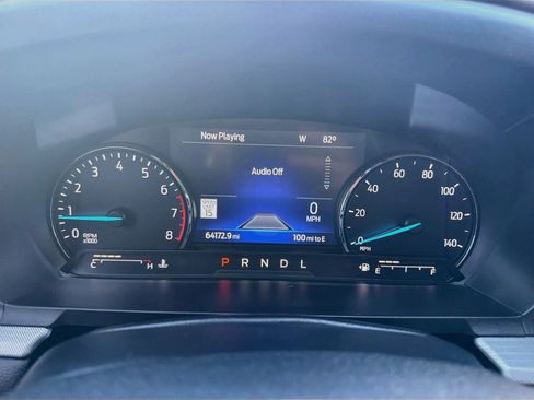 Used 2022 Ford Explorer XLT w/ Equipment Group 202A AWD/4WD image 40
