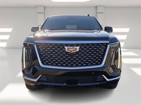New 2026 Cadillac Escalade Luxury image 8