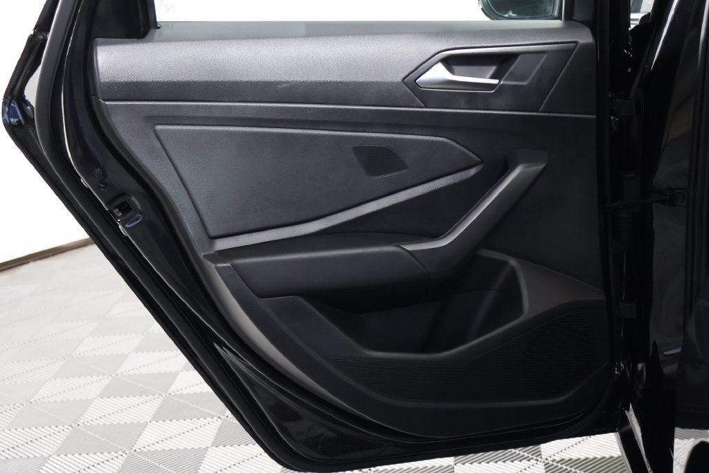 Used 2022 Volkswagen Jetta SEL FWD image 13