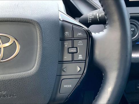 Used 2024 Toyota Prius Limited image 23