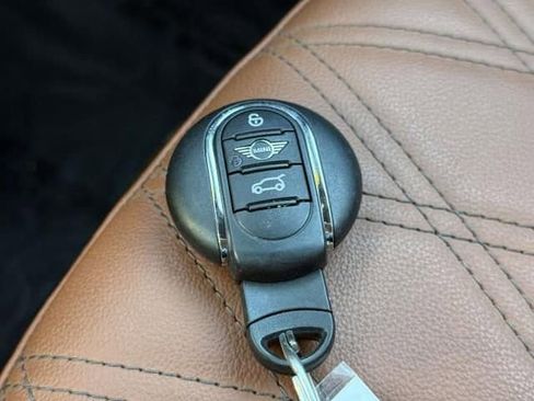 Used 2024 MINI Cooper S FWD image 30