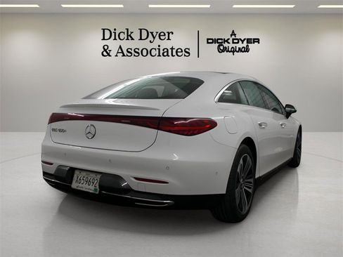 Used 2022 Mercedes-Benz EQS 450+ Sedan image 2